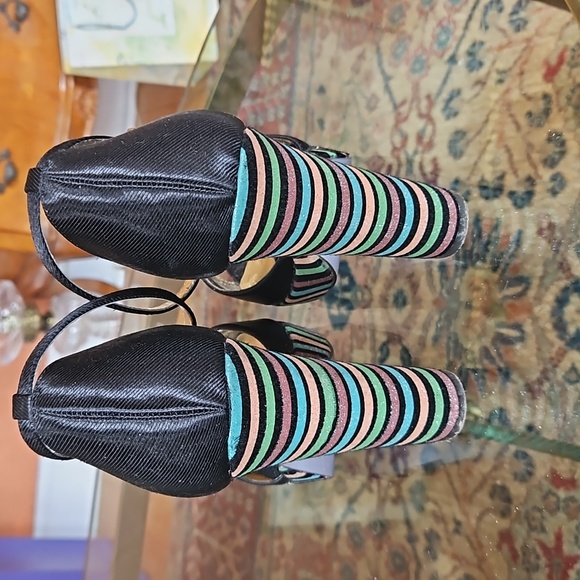 Hale Bob Platform Heels - Picture 3 of 8